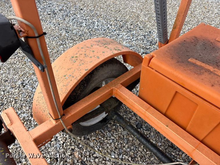 image for item FG0744 Ver-Mac arrow board trailer
