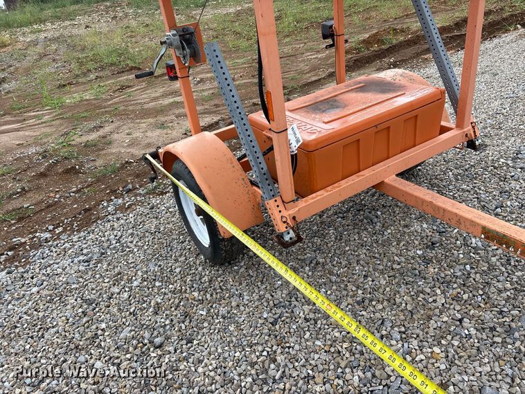 image for item FG0744 Ver-Mac arrow board trailer