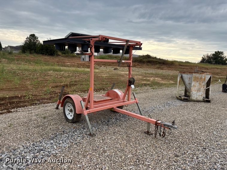 image for item FG0746 2011 Wanco arrow board trailer