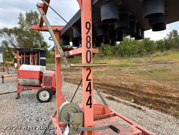 image for item FG0746 2011 Wanco arrow board trailer