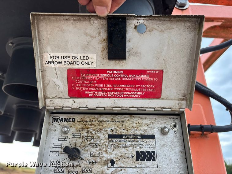 image for item FG0746 2011 Wanco arrow board trailer
