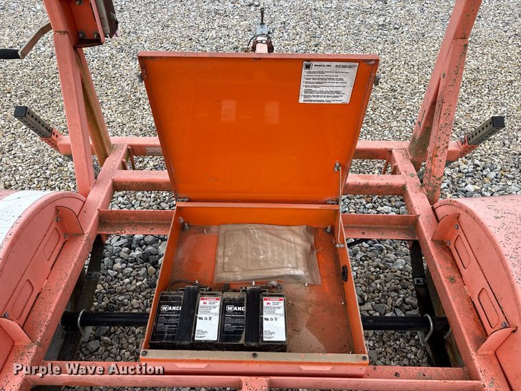 image for item FG0746 2011 Wanco arrow board trailer
