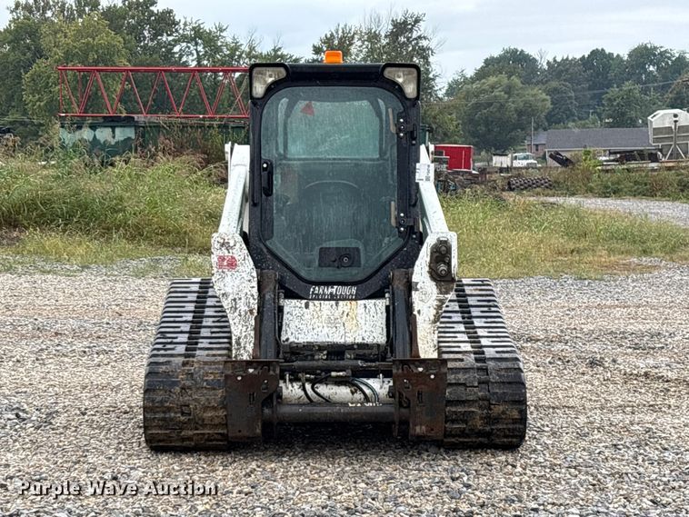 image for item FG0748 Bobcat T630 Farm Tough Special Edition tracked skid steer loader