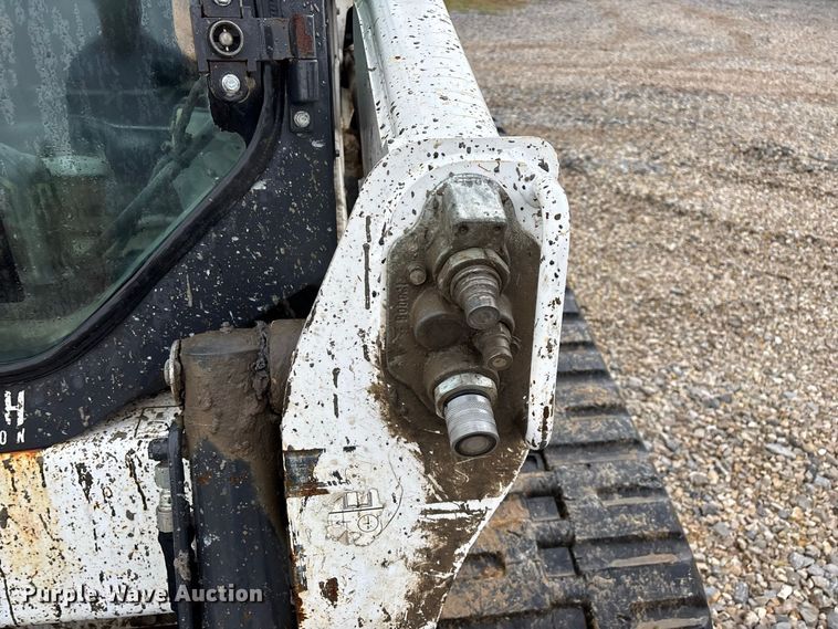 image for item FG0748 Bobcat T630 Farm Tough Special Edition tracked skid steer loader