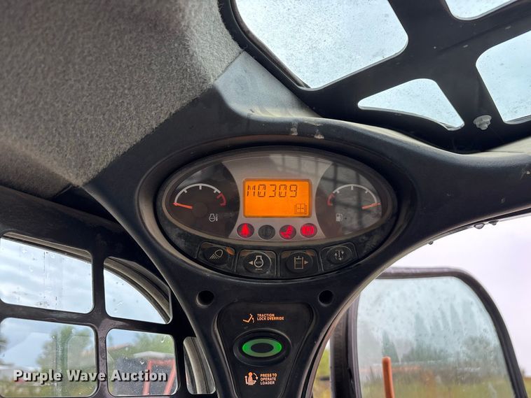 image for item FG0748 Bobcat T630 Farm Tough Special Edition tracked skid steer loader