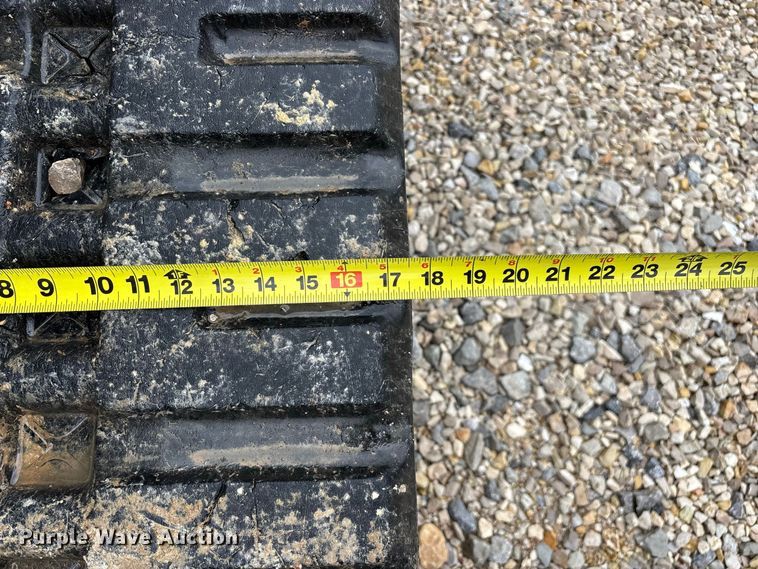 image for item FG0748 Bobcat T630 Farm Tough Special Edition tracked skid steer loader
