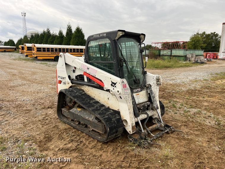 image for item FG0750 2019 Bobcat T630 Farm Tough Special Edition tracked skid steer loader