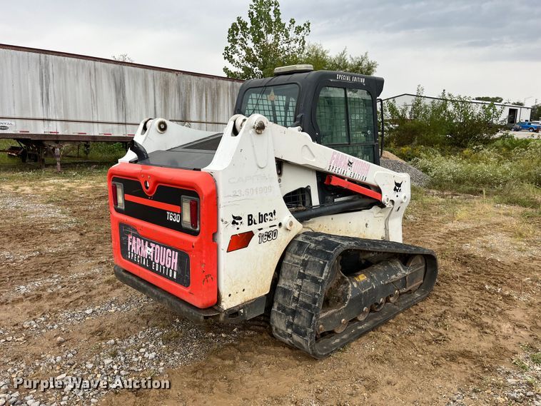 image for item FG0750 2019 Bobcat T630 Farm Tough Special Edition tracked skid steer loader