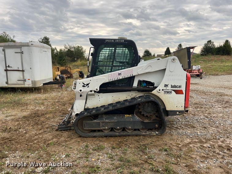 image for item FG0750 2019 Bobcat T630 Farm Tough Special Edition tracked skid steer loader