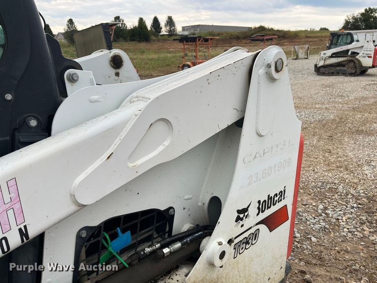 image for item FG0750 2019 Bobcat T630 Farm Tough Special Edition tracked skid steer loader