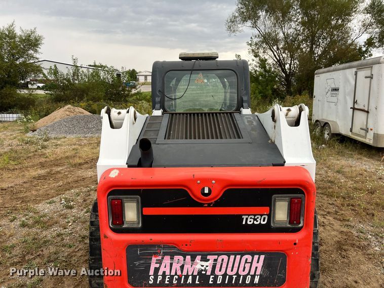 image for item FG0750 2019 Bobcat T630 Farm Tough Special Edition tracked skid steer loader