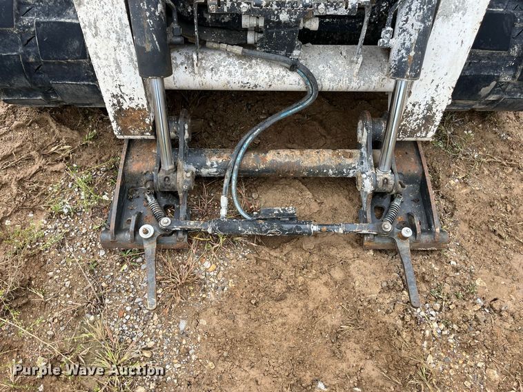 image for item FG0750 2019 Bobcat T630 Farm Tough Special Edition tracked skid steer loader