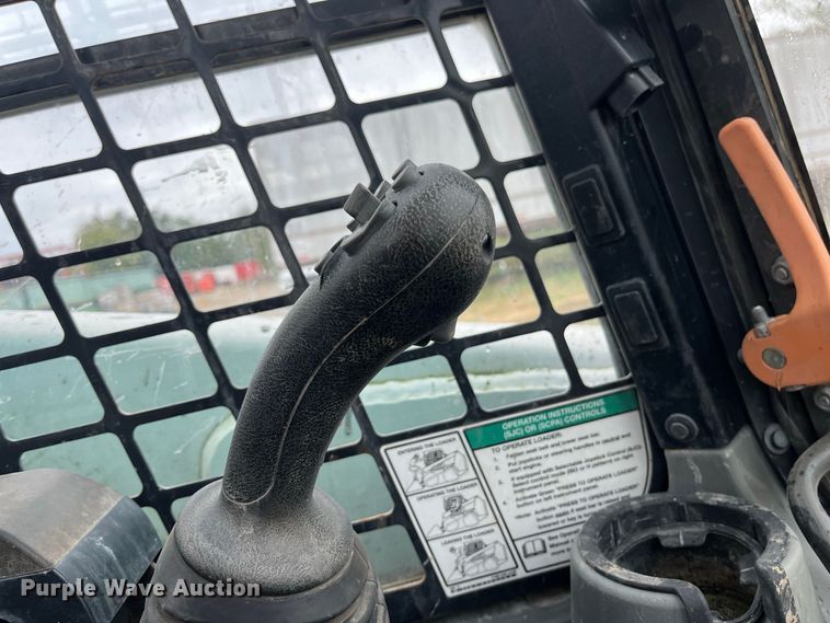image for item FG0750 2019 Bobcat T630 Farm Tough Special Edition tracked skid steer loader