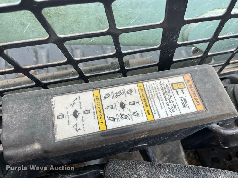 image for item FG0750 2019 Bobcat T630 Farm Tough Special Edition tracked skid steer loader