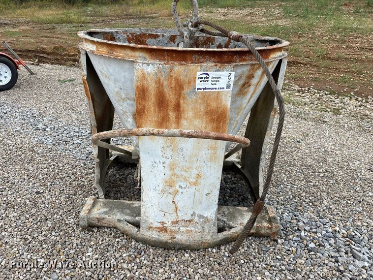 image for item FG0754 Concrete bucket