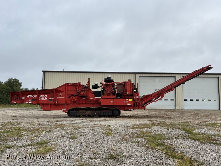 image for item FG0758 2013 Morbark Wood Hog 3400XT horizontal grinder