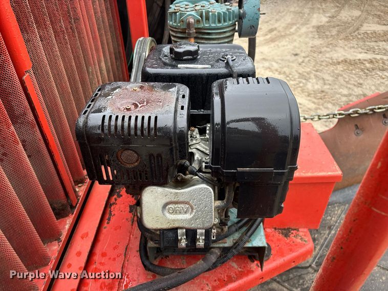 image for item FG0758 2013 Morbark Wood Hog 3400XT horizontal grinder