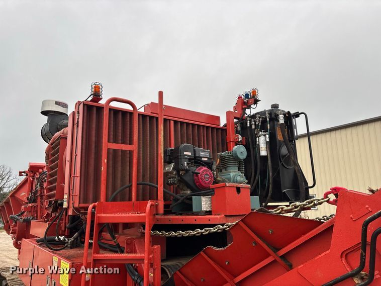 image for item FG0758 2013 Morbark Wood Hog 3400XT horizontal grinder