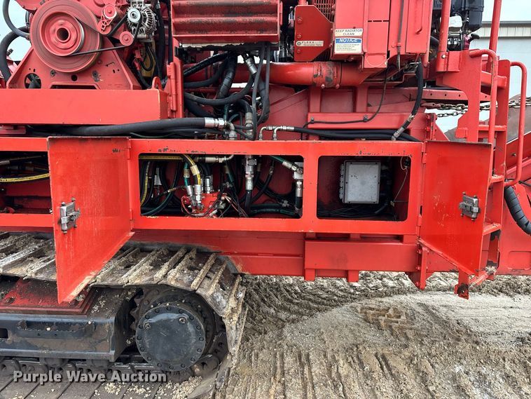 image for item FG0758 2013 Morbark Wood Hog 3400XT horizontal grinder