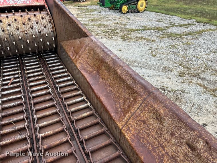 image for item FG0758 2013 Morbark Wood Hog 3400XT horizontal grinder