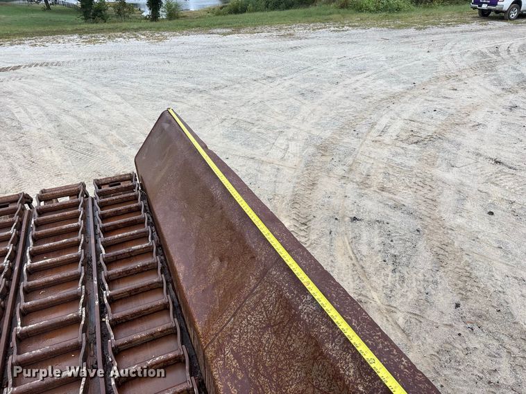 image for item FG0758 2013 Morbark Wood Hog 3400XT horizontal grinder