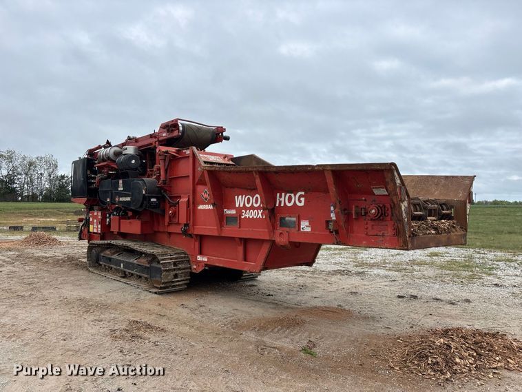 image for item FG0758 2013 Morbark Wood Hog 3400XT horizontal grinder