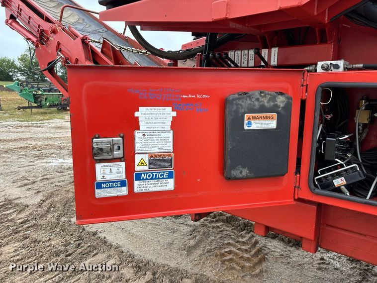 image for item FG0758 2013 Morbark Wood Hog 3400XT horizontal grinder