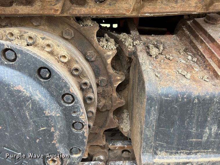 image for item FG0758 2013 Morbark Wood Hog 3400XT horizontal grinder