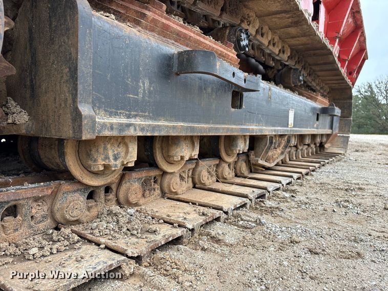 image for item FG0758 2013 Morbark Wood Hog 3400XT horizontal grinder