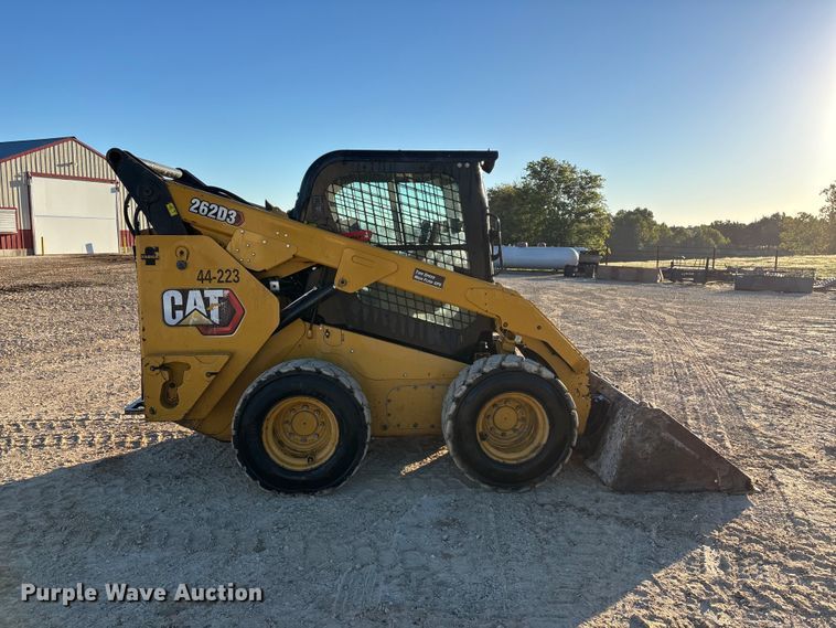 image for item FG0763 2020 Caterpillar 262D3 skid steer loader