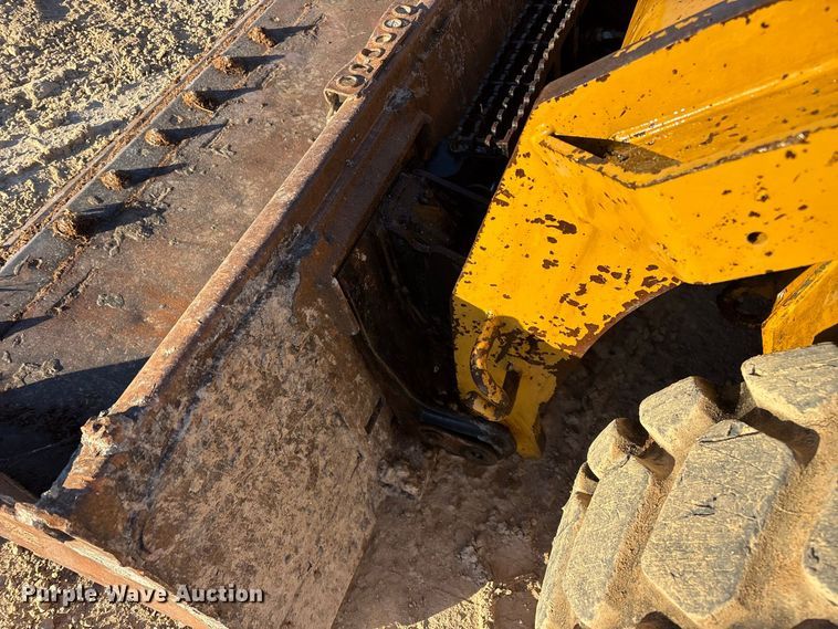 image for item FG0763 2020 Caterpillar 262D3 skid steer loader