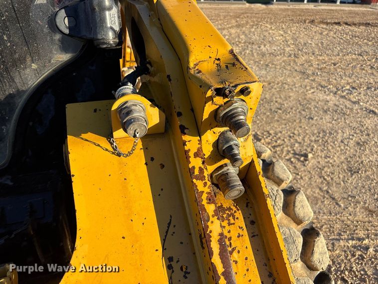 image for item FG0763 2020 Caterpillar 262D3 skid steer loader