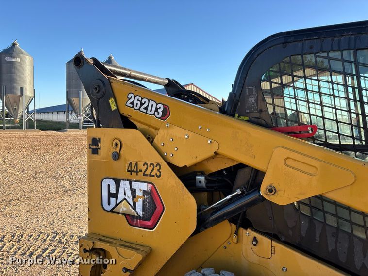 image for item FG0763 2020 Caterpillar 262D3 skid steer loader