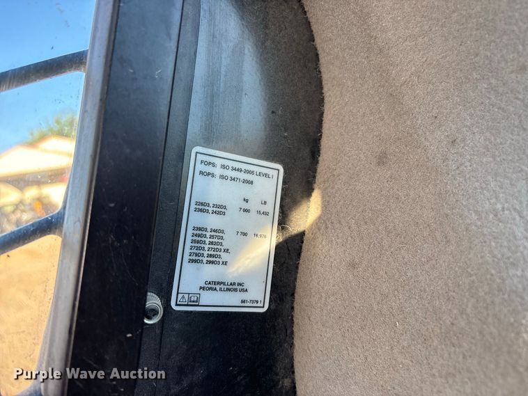 image for item FG0763 2020 Caterpillar 262D3 skid steer loader