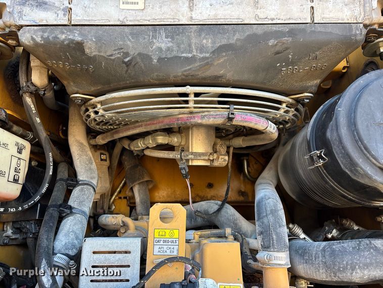image for item FG0763 2020 Caterpillar 262D3 skid steer loader