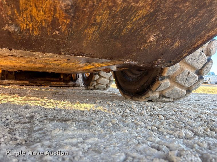 image for item FG0763 2020 Caterpillar 262D3 skid steer loader