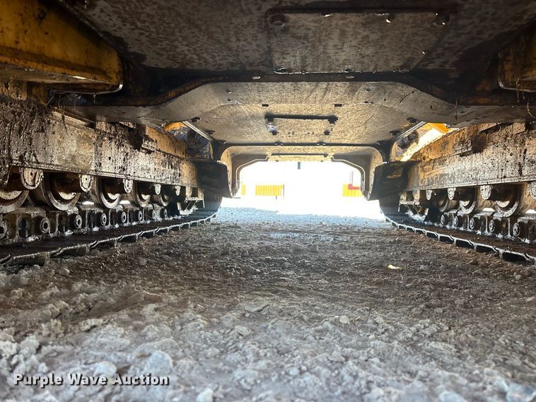 image for item FG0765 2004 Caterpillar D3G XL dozer
