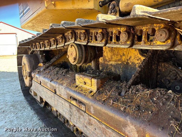 image for item FG0765 2004 Caterpillar D3G XL dozer