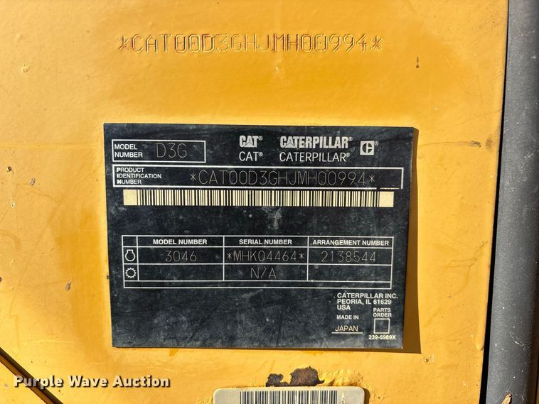 image for item FG0765 2004 Caterpillar D3G XL dozer