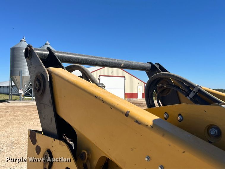 image for item FG0767 2014 Caterpillar 299D XHP tracked skid steer loader