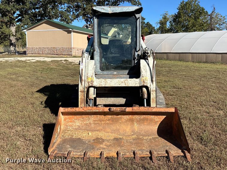 image for item FG0769 2011 Takeuchi TL250 tracked skid steer loader