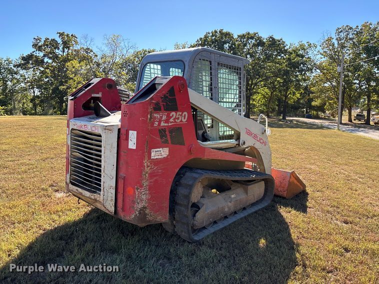 image for item FG0769 2011 Takeuchi TL250 tracked skid steer loader