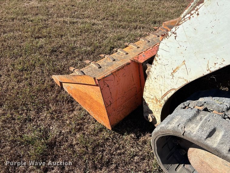 image for item FG0769 2011 Takeuchi TL250 tracked skid steer loader