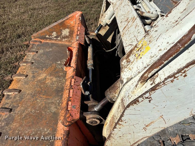 image for item FG0769 2011 Takeuchi TL250 tracked skid steer loader