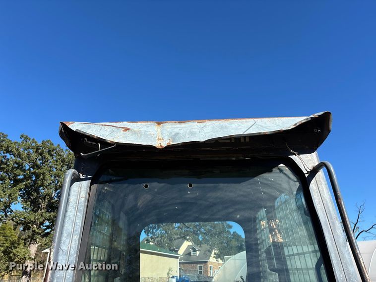 image for item FG0769 2011 Takeuchi TL250 tracked skid steer loader
