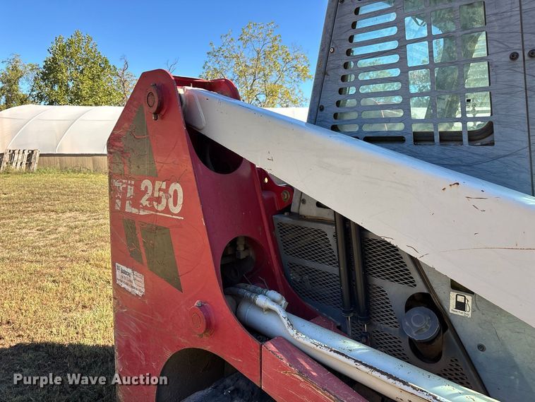 image for item FG0769 2011 Takeuchi TL250 tracked skid steer loader