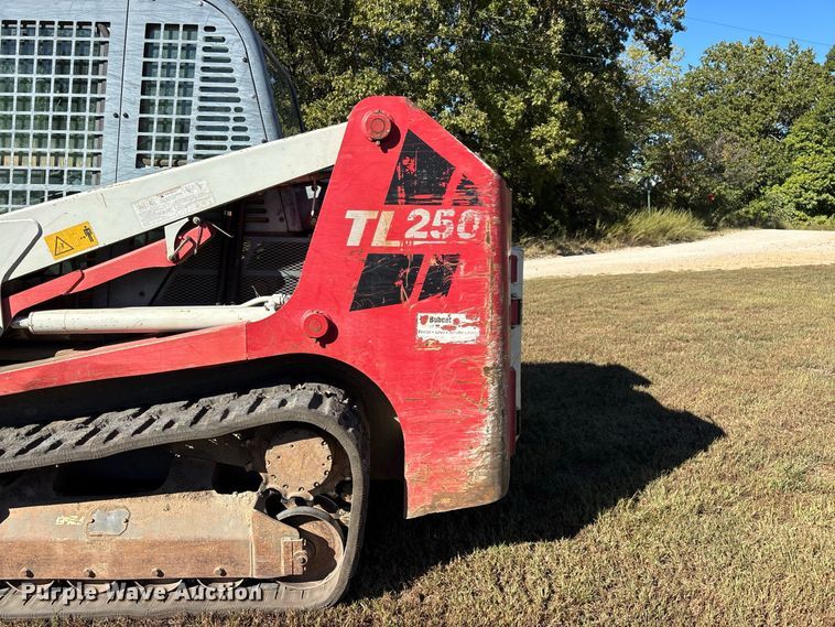 image for item FG0769 2011 Takeuchi TL250 tracked skid steer loader