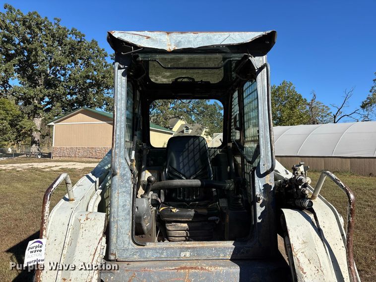 image for item FG0769 2011 Takeuchi TL250 tracked skid steer loader