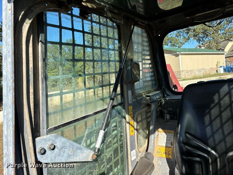 image for item FG0769 2011 Takeuchi TL250 tracked skid steer loader