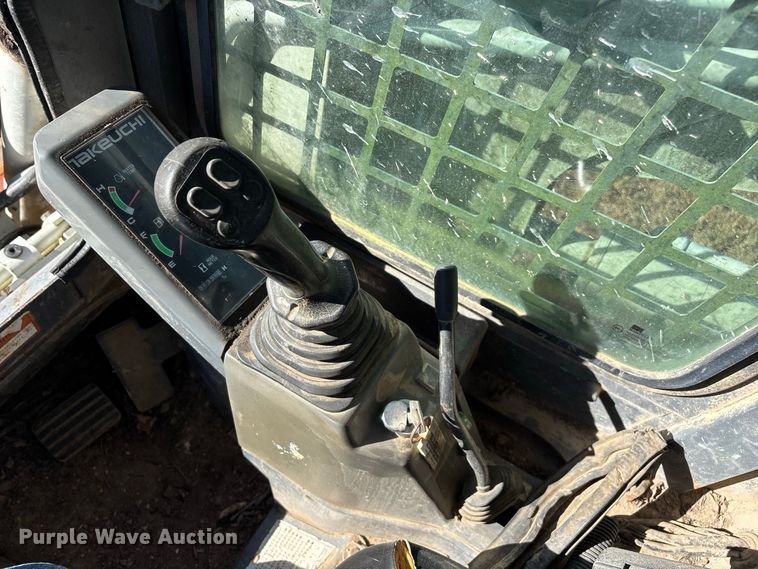 image for item FG0769 2011 Takeuchi TL250 tracked skid steer loader